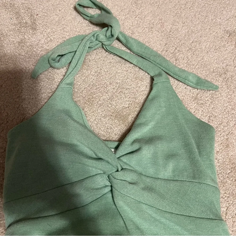 Green summery dress - Picture 5 of 5